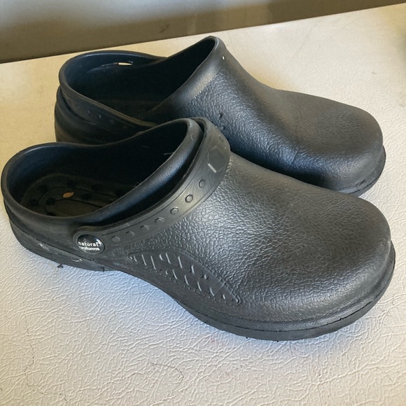 Clog - Picture 4 of 5